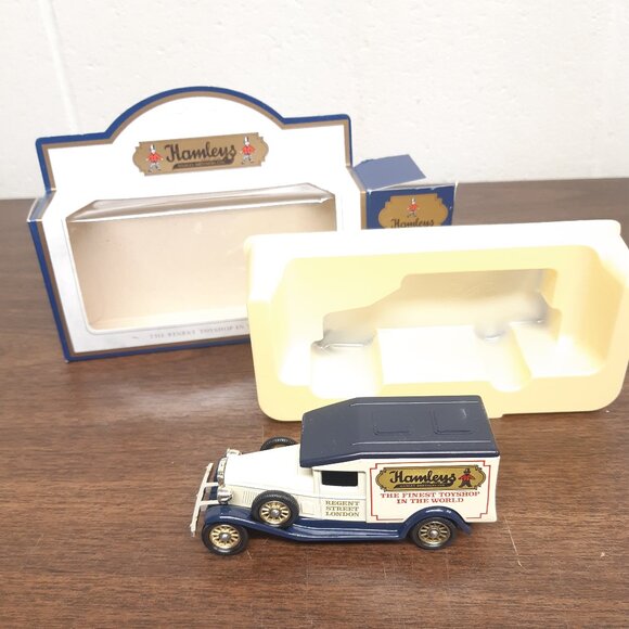 Lledo Limited Edition Days Gone Die Cast Packard Hamley's White - Picture 1 of 6